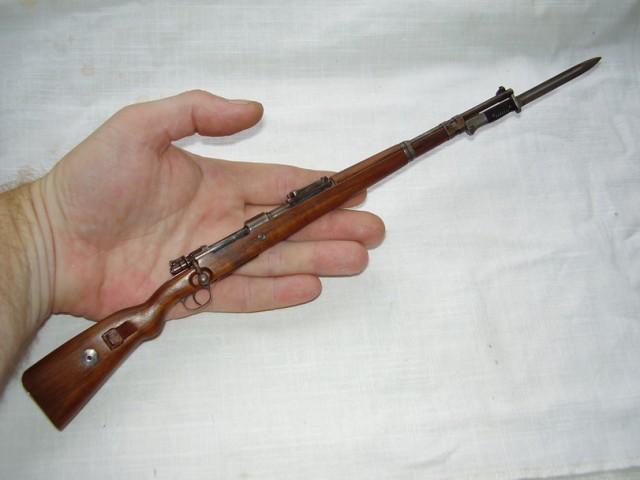Дейстувующая модель знаменитого каряка karabiner 98k