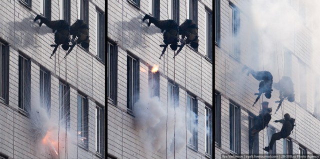 Показательные выступления московского ОМОНа