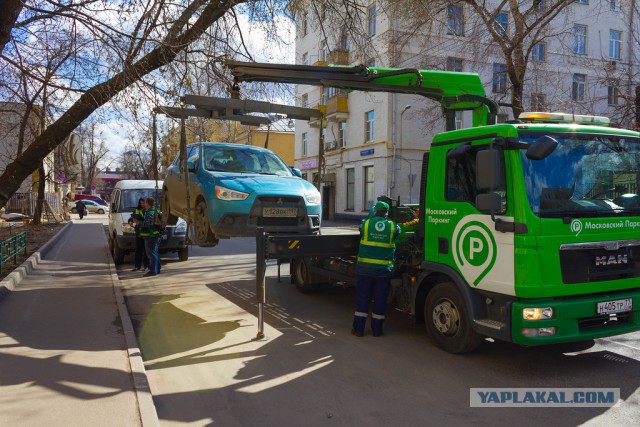 Один день с эвакуаторщиками