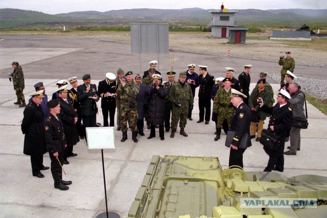 Военные атташе в 61-й бригаде. 2003 год
