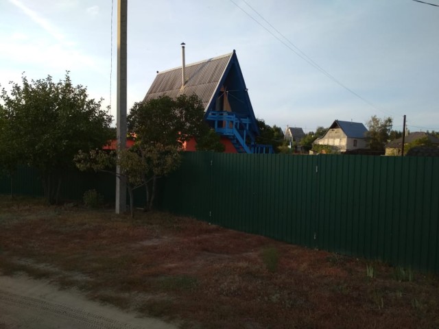 ...Продам гараж. А также квартиру и дачу. Северу приоритет.