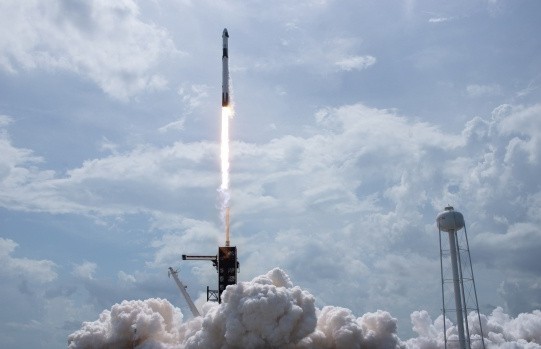 В Госдуме заподозрили ракету Илона Маска в российском происхождении