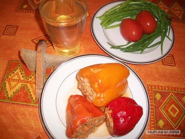 Перчики фаршированные