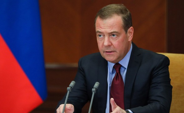 Медведев призвал Россию быть готовой к возможной агрессии НАТО