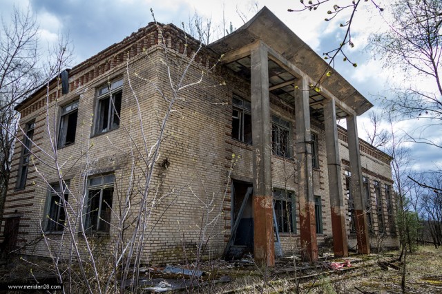 Зона отчуждения. Полесский радиационно-экологический заповедник. д.Погонное (Хойникский р-н, Гомельская обл)