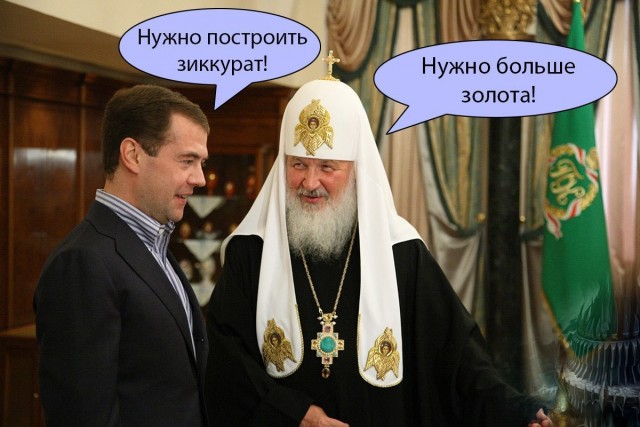 Неадекватный мужчина зашёл в школу и стал хватать маленьких девочек