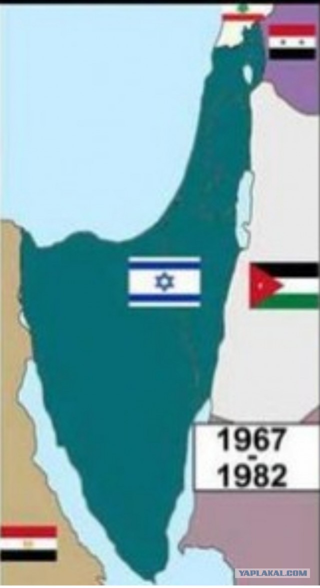Израильские военные ворвались в мечеть Аль-Акса в Иерусалиме и атаковали палестинцев в молельном зале