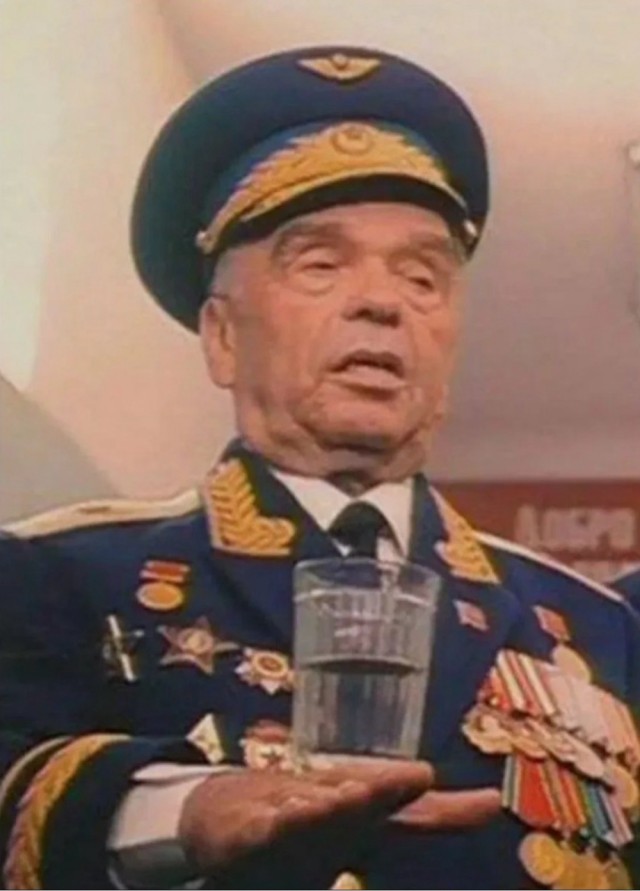 Гурулёв на четыре года моложе Бреда Пита