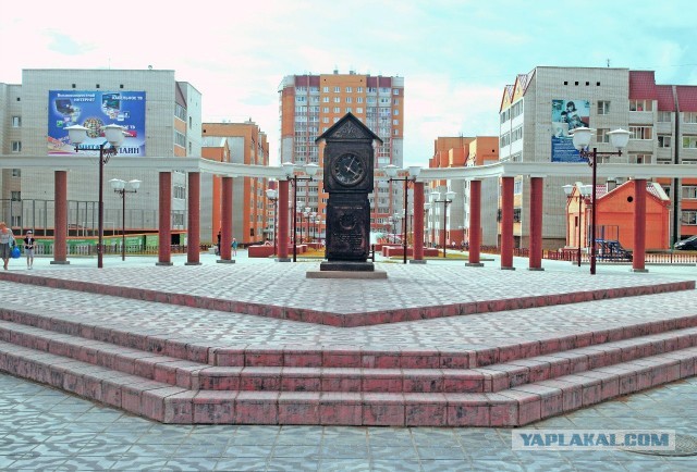 10 самых веселых памятников в России