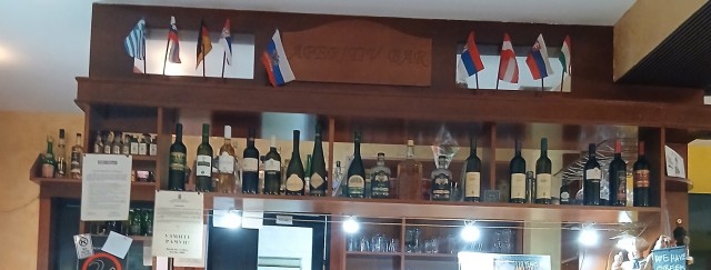 Блогер из Венгрии приехал в Италию и в шоке ходит по Риму, пытаясь среди негров найти итальянцев