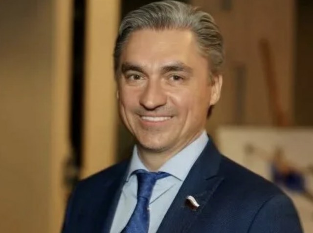 *БАЯН*Депутат Свинцов считает, что в соцсетях не будет бесконечной ленты