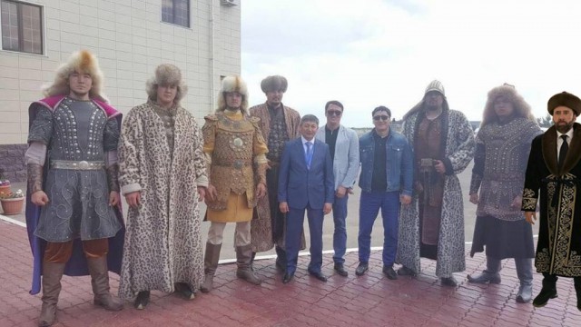 Дядя из Казахстана прислал фото