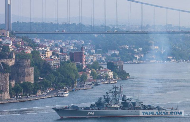 Сирия: Российские корабли вышли на перехват американской эскадры