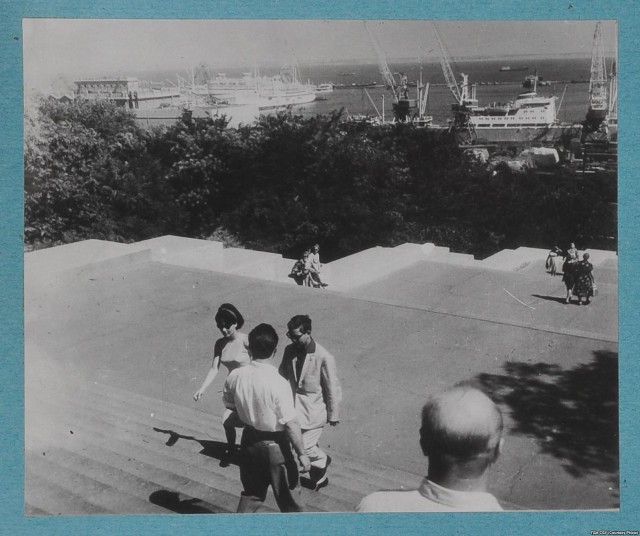 Как французский шпион годами фотографировал СССР, и как его фотографировал КГБ