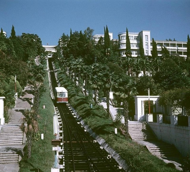 Back in USSR (16.10)