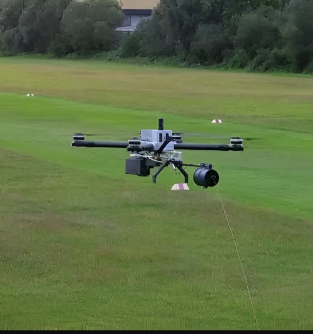 Разработчик назвал важный недостаток оптоволоконного дрона «Князь Вандал»
Длина катушки существенно ограничивает дальность применения ударного беспилотника