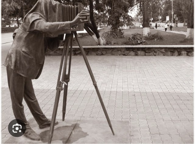 Профессионал сфотографирует хоть на коробок (с)