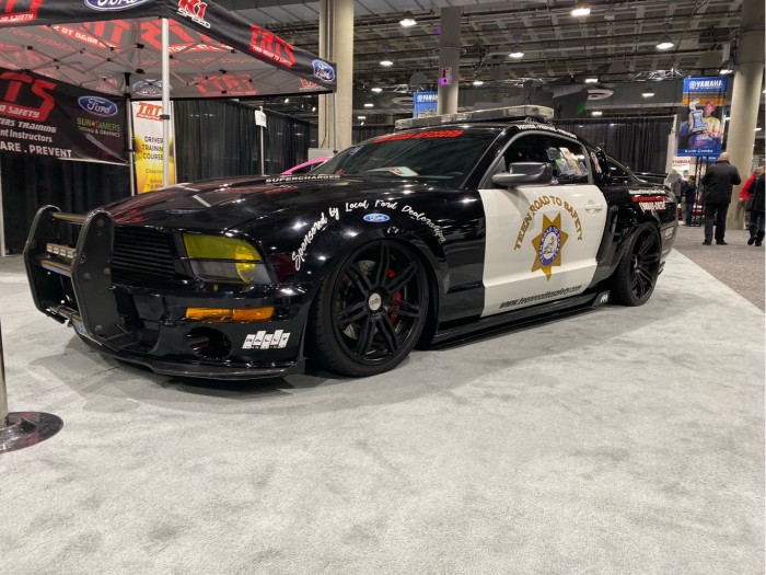 Автошоу Los Angeles 2019, part 1