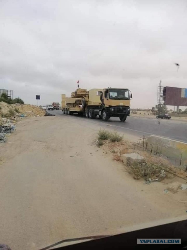 Сейчас начнётся... Египет перебросил десятки танков в Ливию на помощь Хафтару