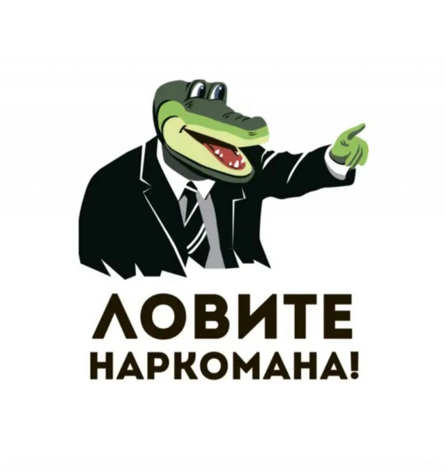 Пчелы сделали синий мед после того, как стали собирать исходное сырье на свалке M&M–s, вместо лугов
