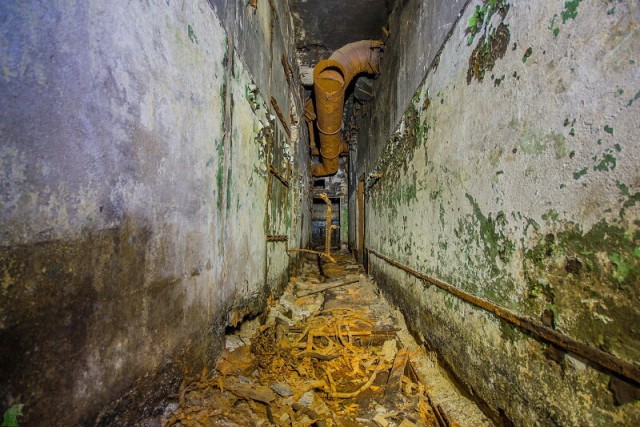 Взорванный в 70-х комплекс группового старта ядерных ракет 551-го РП