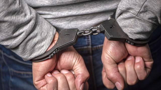 Подозреваемым в изнасиловании девятилетней девочки в лифте многоэтажки оказался не москвич