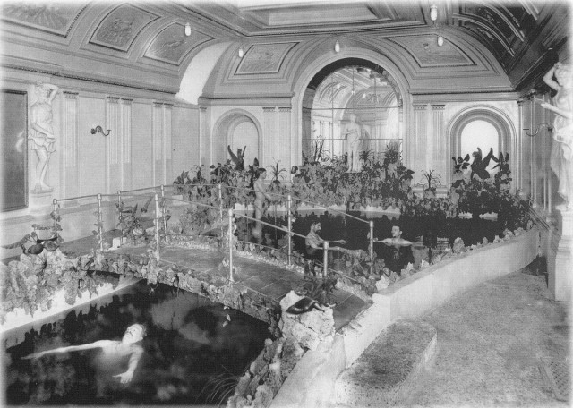 Прогулка по Санкт-Петербургу 1905 года