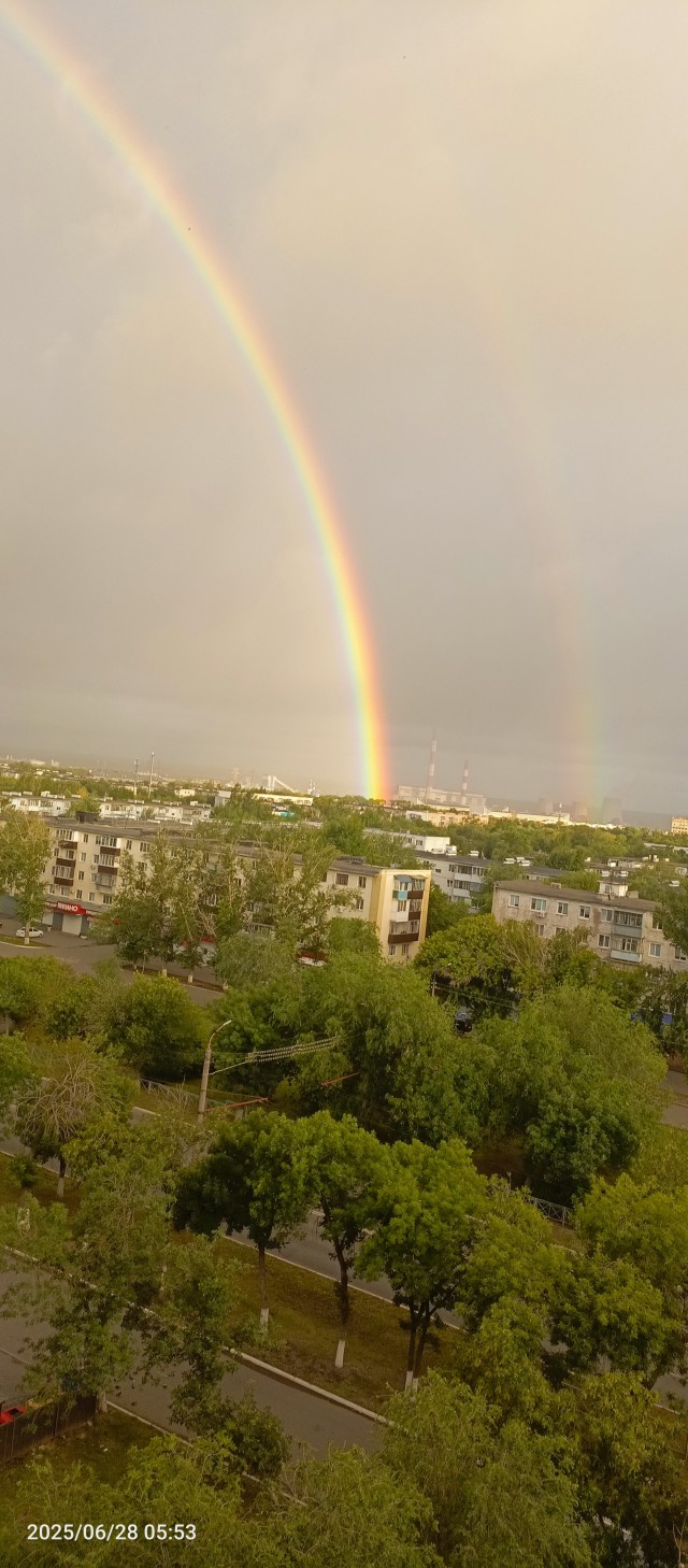 А из нашего окна