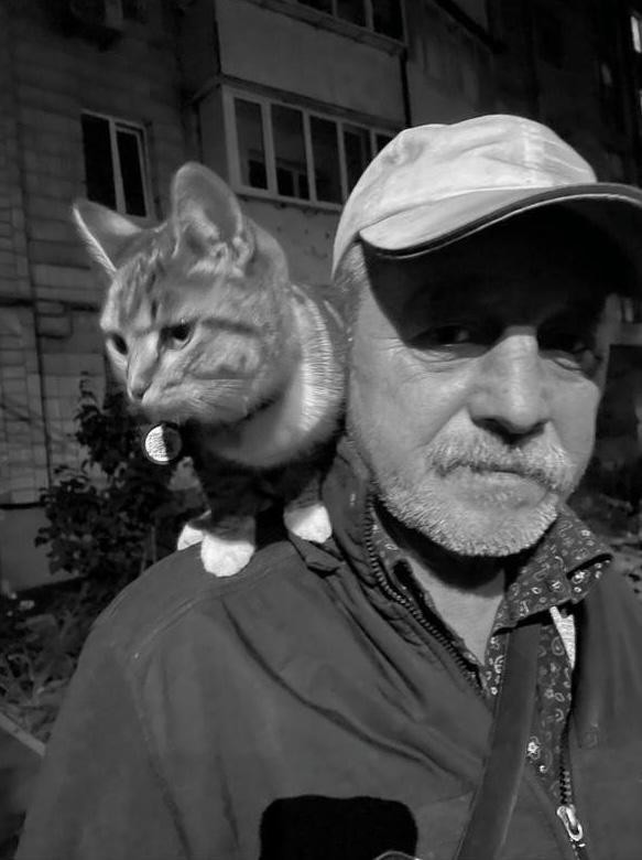 Простой дворник дядя Саша