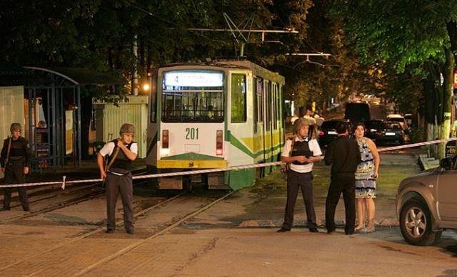 Террористам помешал дождь