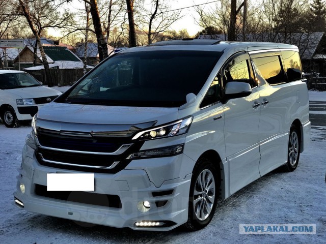 Объявлены российские цены Toyota Camry нового поколения