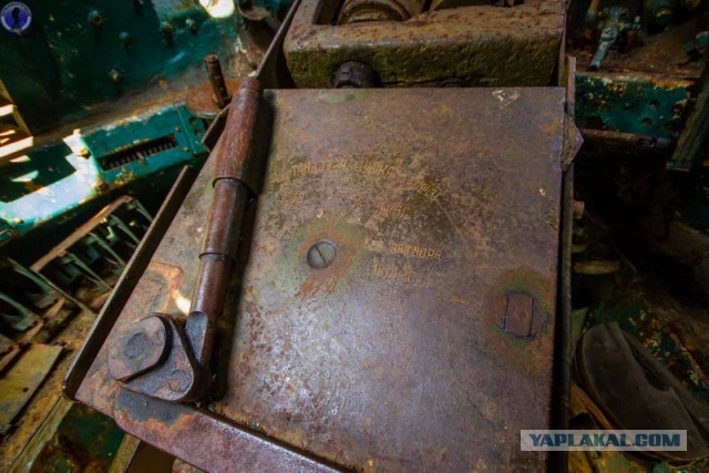 Редчайший танк ИС-2М с ломанным носом: заброшенная на Сахалине рота танковых огневых точек ИС-2 "Стародубское"