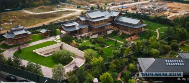 Почти в миллиард рублей