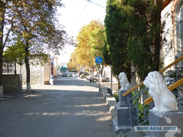 Алушта: курорт-антиутопия