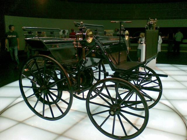 Фотоотчет. Германия. Музей Mercedes-Benz
