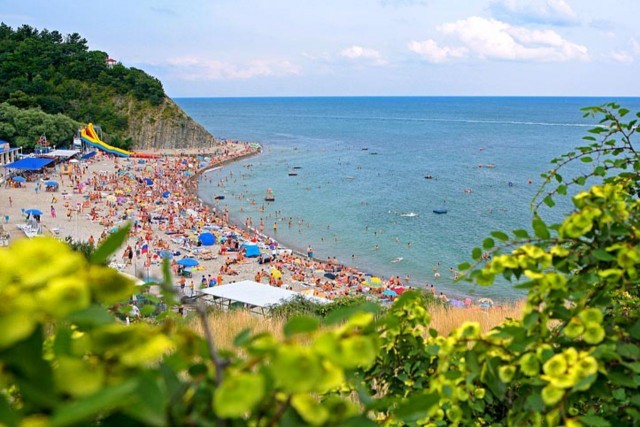 Туроператоры рассказали о шквале аннуляций туров на курорты Кубани после новых ограничений