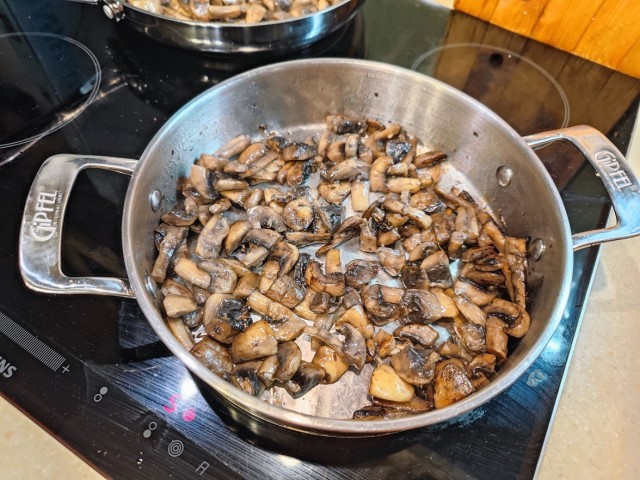 Пирог с мясом (говядина Велингтон)