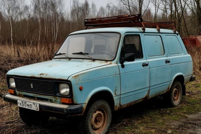 Свердловский автомеханик сдал на металлолом машину, принятую в ремонт