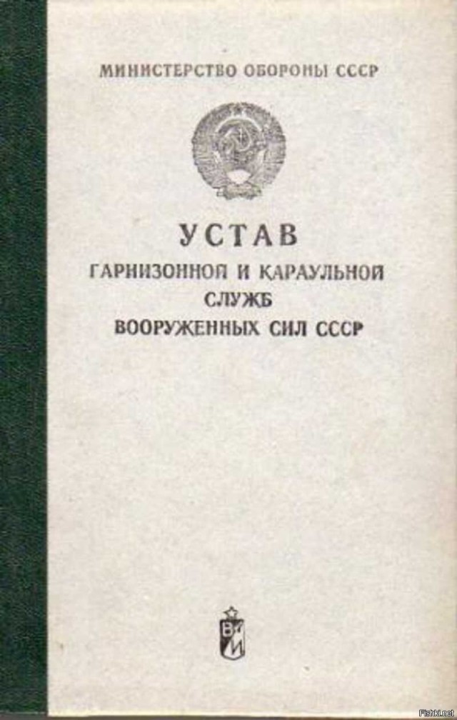 Вредно для психики: 7 популярных книг, которые вгоняют в тоску