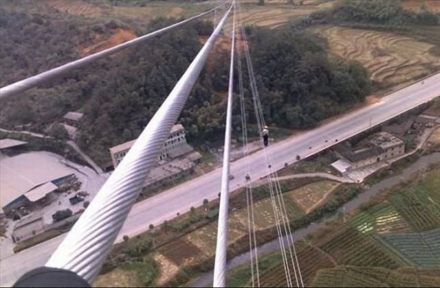 Высота. И высокое напряжение