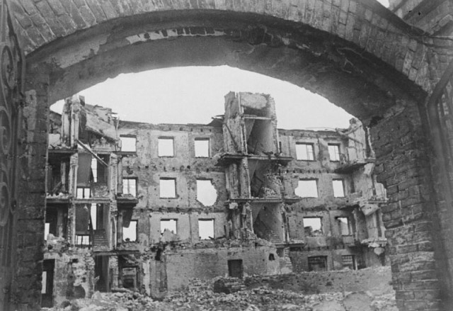 Фотографии второй мировой, многие цветные (фото)