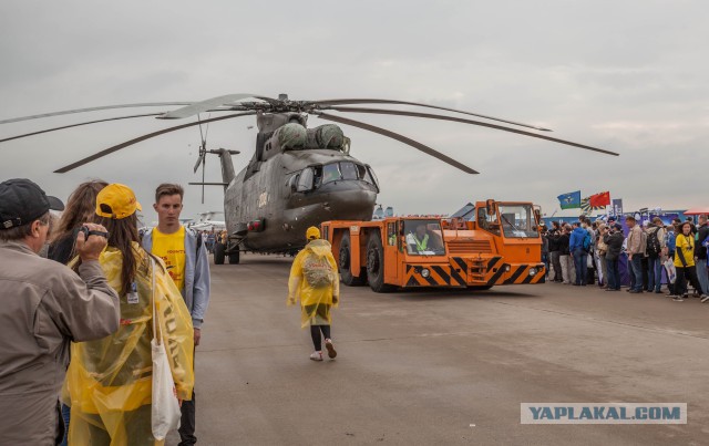 Сухие на МАКСе. Завораживает