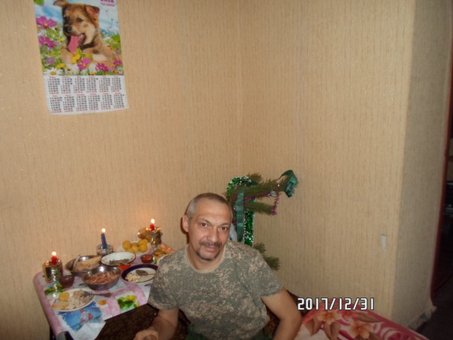 Ну, понеслась! Поздравления с Новым Годом по всей географии ЯПлакалъ!