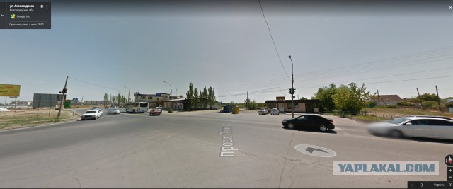 Кто имеет право проехать перекрёсток первым?