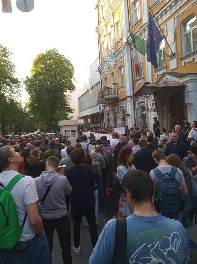 Боец украинской Нацгвардии приговорен к 24 годам тюрьмы за убийство репортера на Донбассе