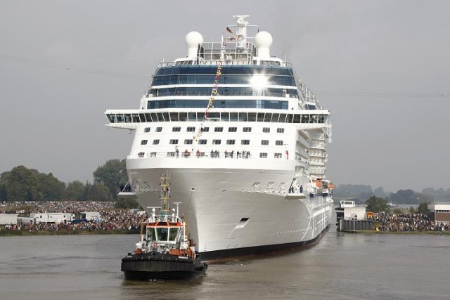 Kруизный лайнер "celebrity Solstice"