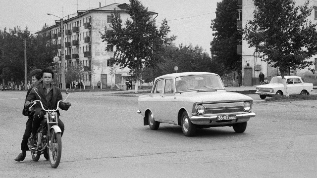 Гордок наш небольшой, от Москвы далёко...