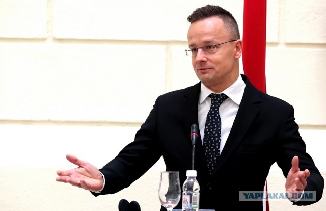 Сийярто заявил, что в документе саммита НАТО нет слов об Украине в альянсе