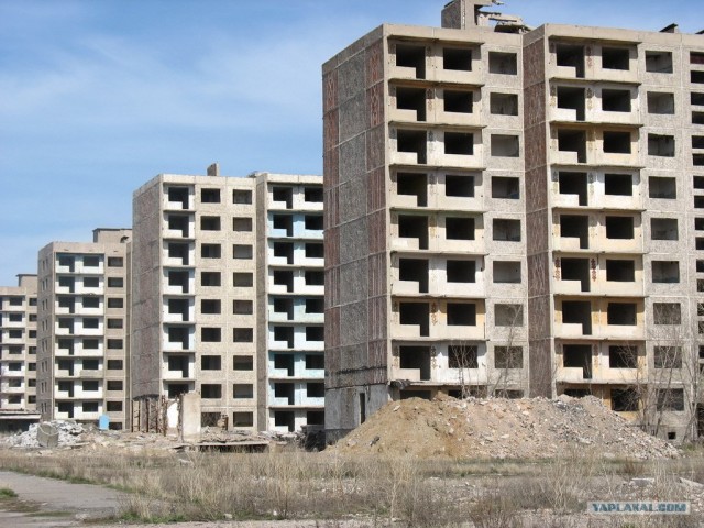 И здесь люди тоже живут. Казахстан