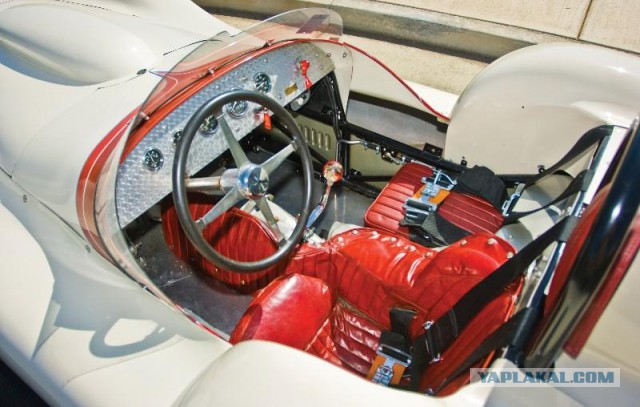 Игра на ЯПе: Угадай АВТО-9